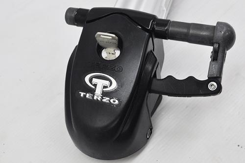 【0P10178】TERZO EC21 サイクルキャリア ルーフキャリア フォークダウンタイプ 中古品